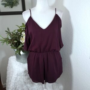 FOREVER 21 PLUM/BURGUNDY COLD SHOULDER ROMPER SZ.L EUC